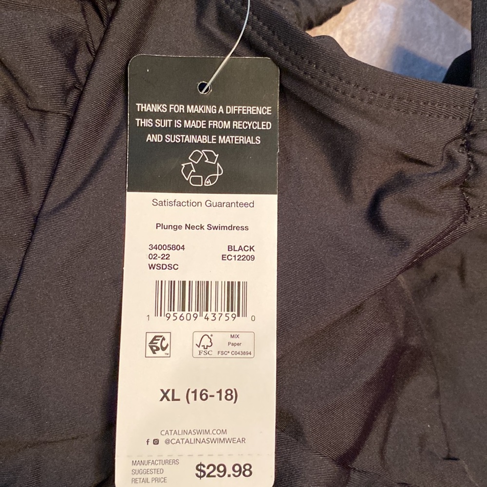 NWT Catalina size XL (16-18) Black Swim Wear - Picture 8 of 9